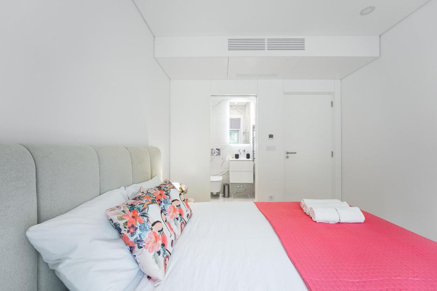 Guestready - Majestic Riverside Terrace In Coimbra Apartment Exterior foto